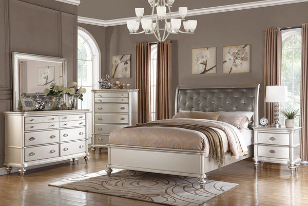 English Elm Silver Glamorous Faux Leather 3pc Queen Bedroom Set with Tufted Crystal Headboard and Nailtrim Champagne,Silver 84 L x 42 W x 8 H B011S01839