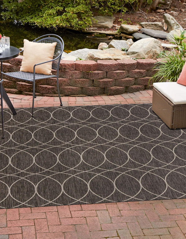 Unique Loom Outdoor Trellis Gitter Machine Made Trellis Rug Charcoal, Ivory 10' 0" x 10' 0"