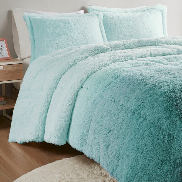 English Elm Full/Queen Brielle Shaggy Faux Fur Comforter Mini Set Ombre Plush Reversible Hypoallergenic Cozy Aqua 15.75 L x 11.02 W x 11.02 H B03595985