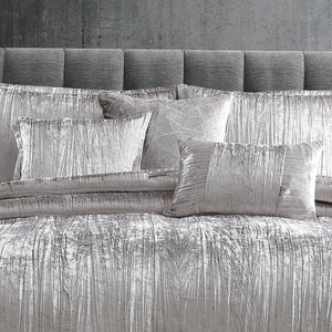 English Elm Turin Silver Crinkle Velvet 7PC Queen Bedding Set — Luxe Textured Polyester, 2 Shams, 3 Pillows & Skirt B340P342002