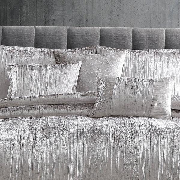 English Elm Turin Silver Crinkle Velvet 7PC Queen Bedding Set — Luxe Textured Polyester, 2 Shams, 3 Pillows & Skirt B340P342002