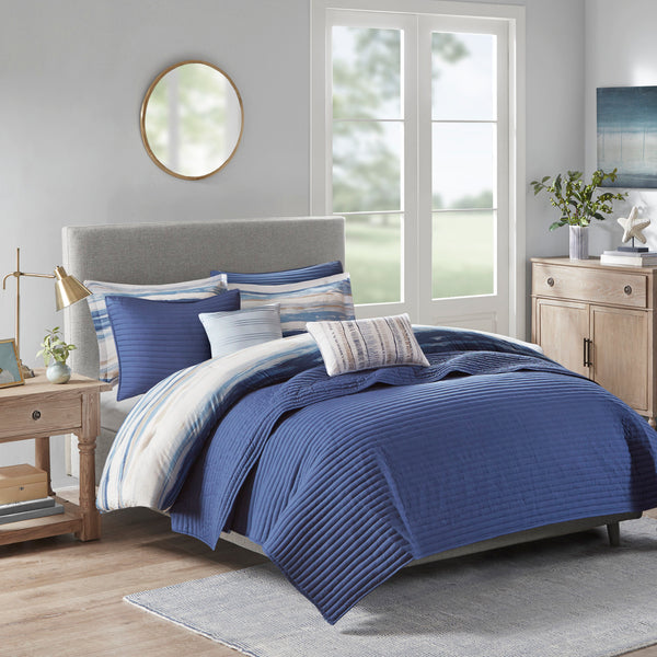 English Elm 8 Marina Seersucker Comforter & Quilt Set Full/Queen - Watercolor Stripe, Hypoallergenic, Layerable Blue 23.62 L x 18.9 W x 17.13 H B03597096