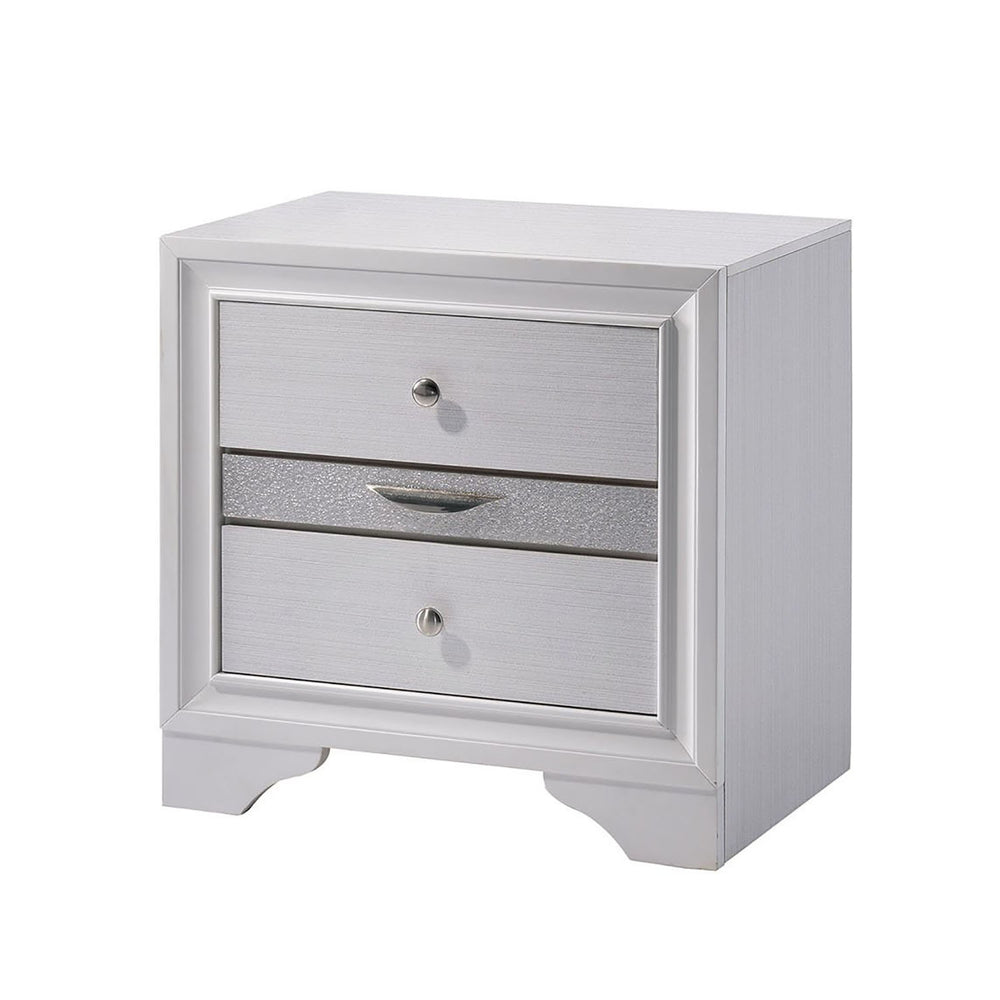 English Elm 3 Drawers Wooden Nightstand With Sleek Nickel Knobs - Modern White Finish For Stylish Storage Solutions B016P251556
