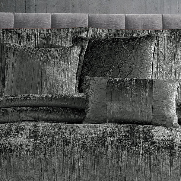 English Elm Turin Velvet 7-Piece Comforter Set Queen with Crinkle Texture, Decorative Pillows & Bed Skirt (Plush) Charcoal B340P342001