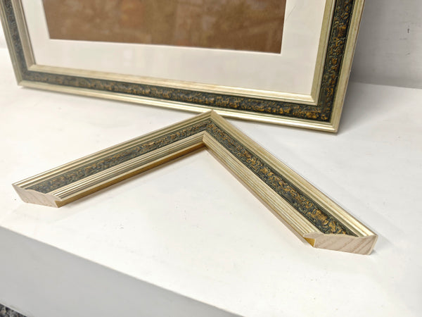 English Elm 18x24 Solid Wood Picture Frame with Replaceable Canvas, Acrylic Glass, Sturdy Backboard for Elegant Wall Decor Green T3976P383245