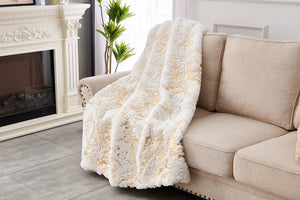 English Elm Luxury Chinchilla Faux Fur Throw Blanket – Gilded White Elegance (60" X 80") For Cozy Comfort B030P233959