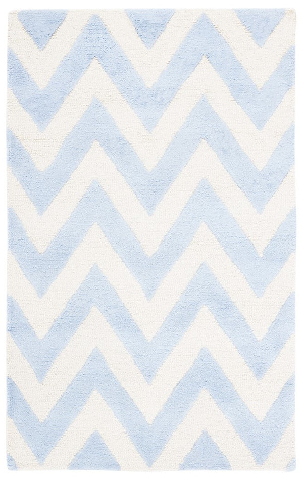 Safavieh Cambridge 139 Hand Tufted  Rug Light Blue / Ivory CAM139A-26