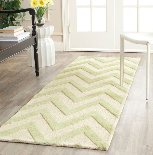 Safavieh Cambridge 139 Hand Tufted  Rug Light Green / Ivory CAM139B-24