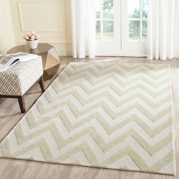 Safavieh Cambridge 139 Hand Tufted  Rug Light Green / Ivory CAM139B-24