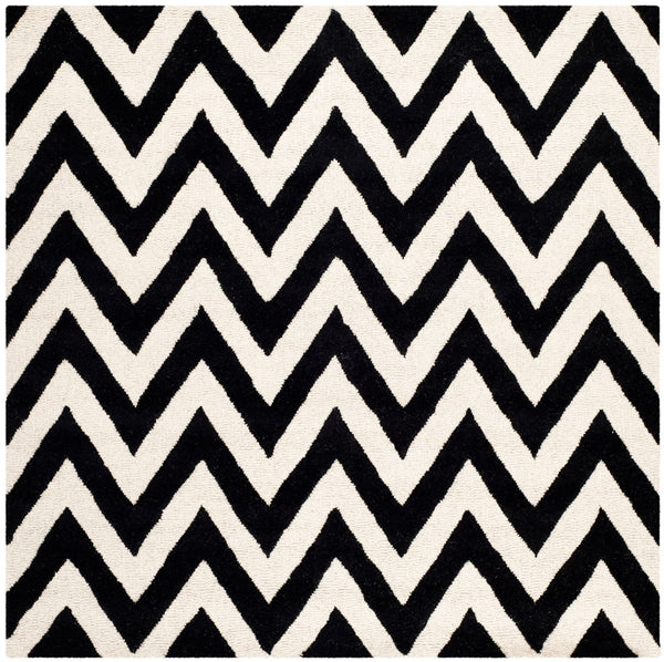 Safavieh Cambridge 139 Hand Tufted  Rug Black / Ivory CAM139E-4R