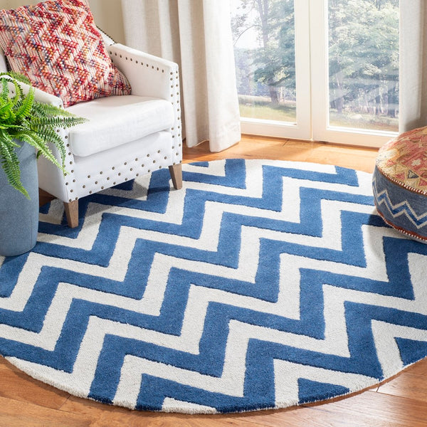 Safavieh Cambridge 139 Hand Tufted  Rug Navy / Ivory CAM139G-26