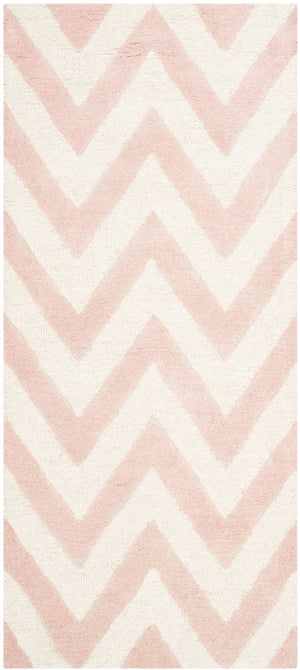 Safavieh Cambridge 139 Hand Tufted  Rug Light Pink / Ivory CAM139M-3