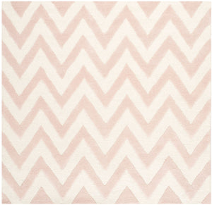Safavieh Cambridge 139 Hand Tufted  Rug Light Pink / Ivory CAM139M-3