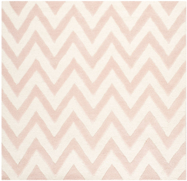 Safavieh Cambridge 139 Hand Tufted  Rug Light Pink / Ivory CAM139M-3