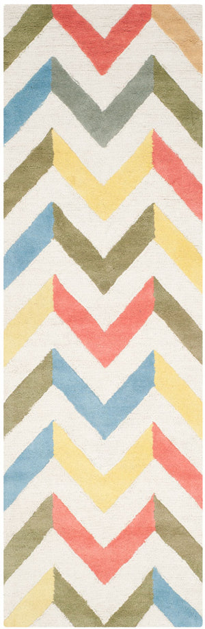 Safavieh Cambridge 580 Hand Tufted  Rug Ivory / Multi CAM580D-3