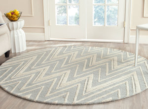 Safavieh Cambridge 711 Hand Tufted  Rug Grey / Ivory CAM711G-4SQ
