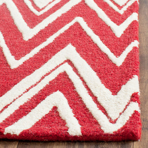 Safavieh Cambridge 711 Hand Tufted  Rug Red / Ivory CAM711H-3