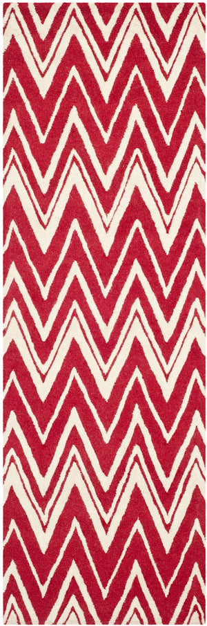 Safavieh Cambridge 711 Hand Tufted  Rug Red / Ivory CAM711H-3
