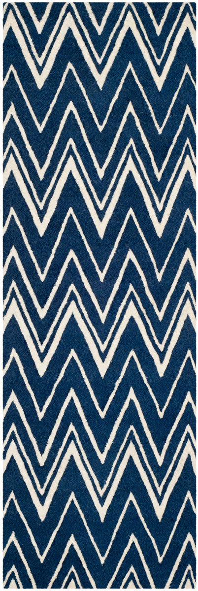 Safavieh Cambridge 711 Hand Tufted  Rug Navy / Ivory CAM711M-26