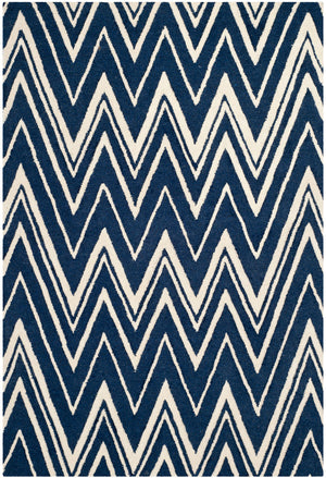 Safavieh Cambridge 711 Hand Tufted  Rug Navy / Ivory CAM711M-26