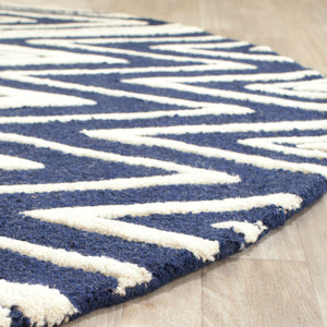 Safavieh Cambridge 711 Hand Tufted  Rug Navy / Ivory CAM711M-26