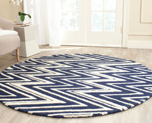Safavieh Cambridge 711 Hand Tufted  Rug Navy / Ivory CAM711M-26