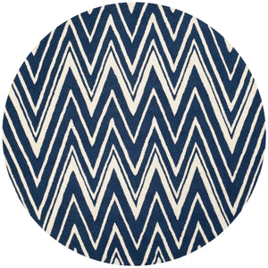 Safavieh Cambridge 711 Hand Tufted  Rug Navy / Ivory CAM711M-26