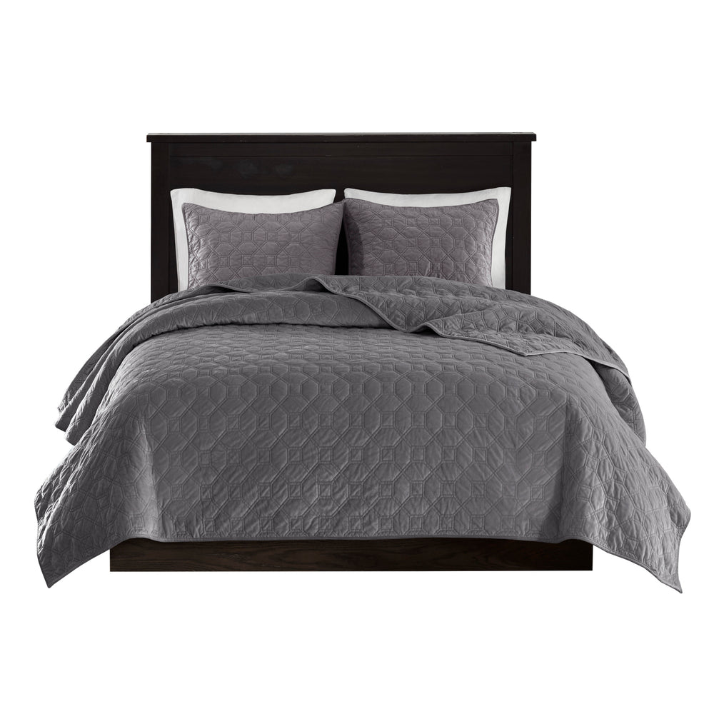 English Elm 3 Madison Park Harper Velvet Quilt Set King/Cal King Soft Geometric Quilted Texture Antimicrobial Finish Grey 17.72 L x 16.14 W x 8.27 H B03597476