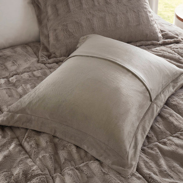 English Elm 3 Piece Shaggy Faux Fur Comforter Set Plush Lodge Style Hypoallergenic Bedding Gray B035P319597
