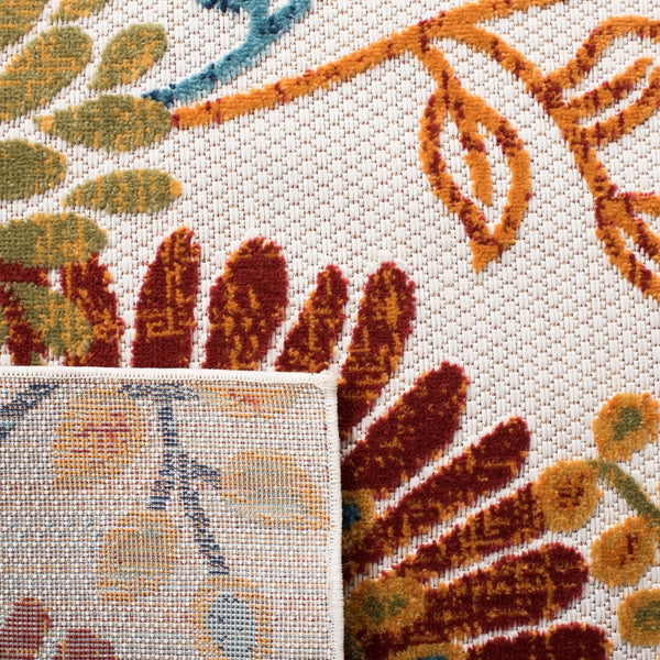 Safavieh Cabana 832 Weave Indoor / Outdoor Rug Creme / Red CBN832A-222