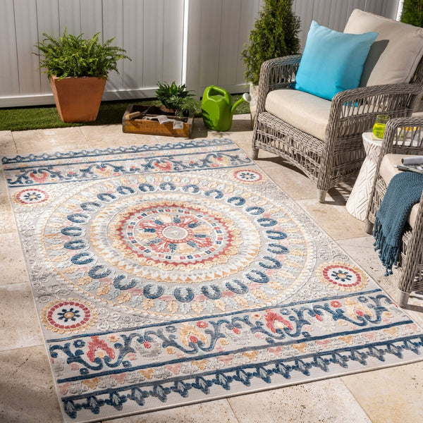 Livabliss Cabo Machine Woven Polypropylene Traditional Area Rug for Entryway Patio or Accent White, Dark Blu 2'2" x 3'9" CBO2310-2239