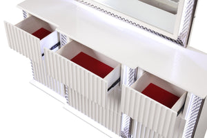 English Elm Fabio Contemporary Queen 5Pc Bedroom Set With Led Lighting, Diamond Accents & White Wood Finish P2 B009S01582-GIGA