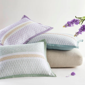 English Elm 5 PCS Seersucker Comforter Set Full/Queen with Lace Detail, Two Shams & Decorative Throw Pillows, Soft Microfiber Luxury B035P366534