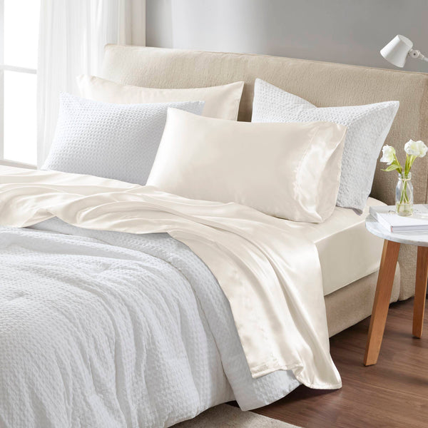 English Elm 4 Luxury Satin Twin Sheet Set - 100% Polyester, Soft Smooth 90g Finish, Deep Pocket Fit & Breathable Comfort Ivory 11.81 L x 9.84 W x 3.15 H B035P319696