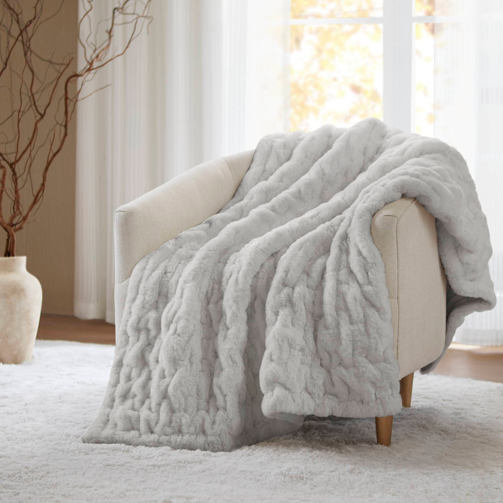 JLA Home Madison Park - Throw Ruched Faux Fur Throw with Plush Faux Mink Reverse, OEKO‑TEX Certified, Machine Washable Luxury Silver Grey MP50-8106