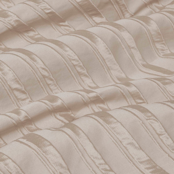 English Elm 7 Plush Queen Comforter Set with Jacquard Texture, Bedskirt & Decorative Pillows for Cozy Elegance Beige 17.91 L x 13.98 W x 10.04 H B035P319209