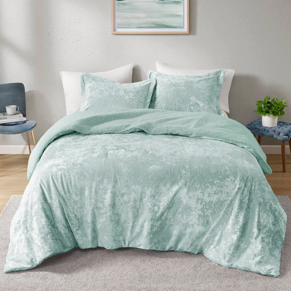 English Elm 3 Pcs King/Cal King Reversible Comforter Set In Aqua - Luxurious Crushed Velvet & Cozy Sherpa Design B035P319861