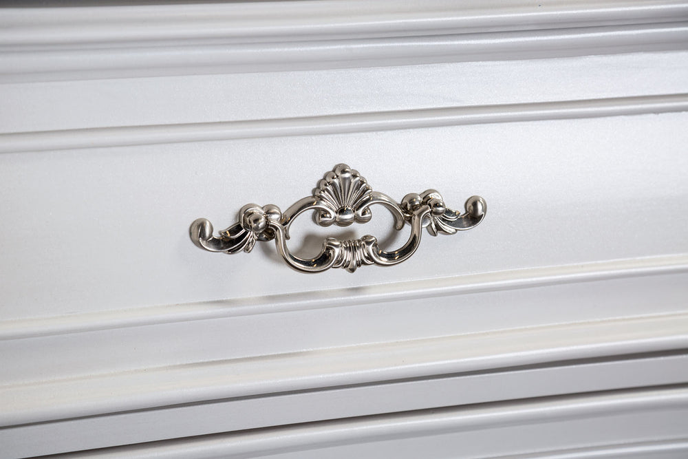 English Elm Traditional White Solid Wood Nightstand Hand Carved Drawers Acrylic Hardware Bedroom B2741P435292