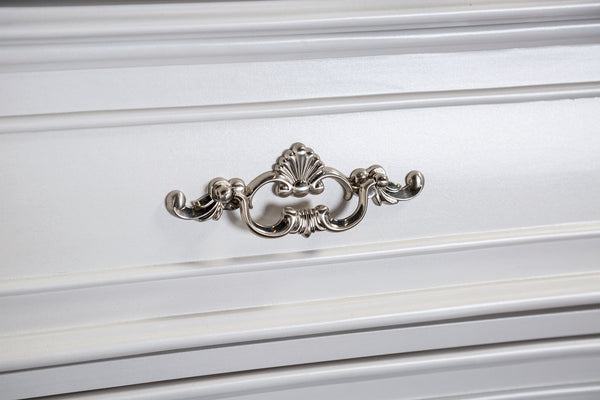 English Elm Traditional White Solid Wood Nightstand Hand Carved Drawers Acrylic Hardware Bedroom B2741P435292