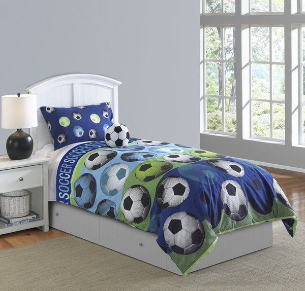 English Elm Soccer League 4Pc Full Comforter Set - Cozy & Stylish Bedding For Young Athletes With Reversible Design B340P341976-GIGA