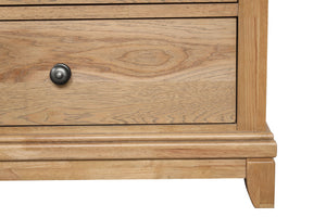 English Elm Farmhouse Natural Oak 8-Drawer Dresser 62"W Rustic Pecan Veneer Felt-Lined Top Drawers Metal Glides B2741P406815