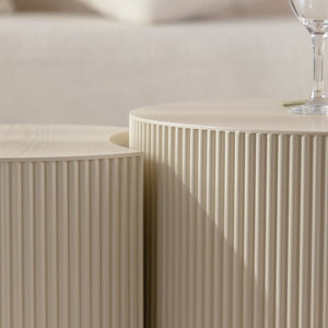 English Elm Round Wood Coffee Table - Handcrafted, Space-Saving Design With No Assembly For Cozy Living Rooms W3081P255040-GIGA