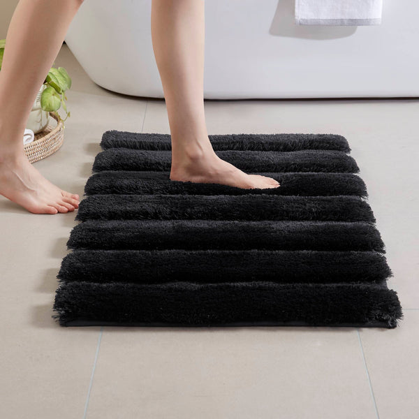 JLA Home Madison Park - Rug Madison Park Tufted Pearl Channel — Soft High-Low Stripe Bathroom Accent, Machine-Washable Luxury Black MP72-8457