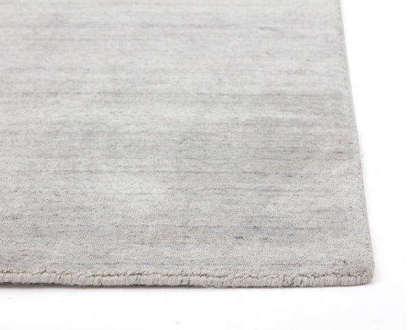 Sunpan Alaska Hand-Loomed Rug - Luxurious Wool-Blend Texture for Cozy Living, Lounge, and Bedroom Spaces Grey / Ivory