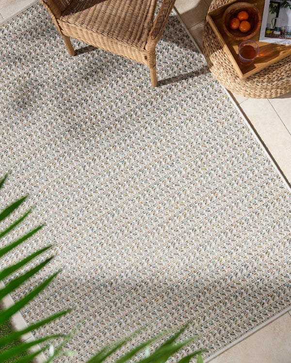 Livabliss Crete Flatweave Polypropylene Area Rug Farmhouse Cottage Style for Patio or Living Room Ivory, Sand 5' x 7' CEE2304-537