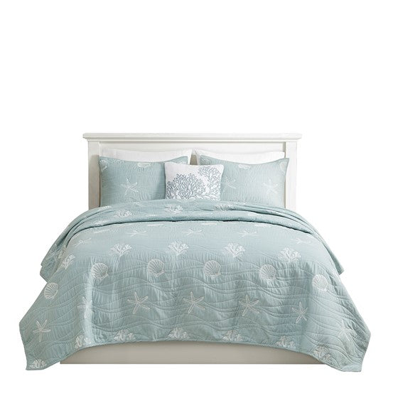 English Elm 4 Harbor House Seaside Cotton Percale Reversible Quilt Set with Embroidered Starfish and Shells, Full/Queen Aqua 20.87 L x 16.93 W x 10.24 H B03595790