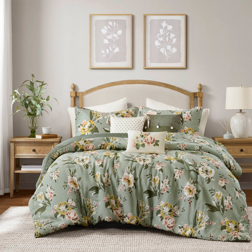 English Elm 7-piece Cal King Vintage Floral Comforter Set with Reversible Stripe and Bed Skirt B035P440214