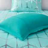 Intelligent Design Raina Modern/Contemporary Metallic Printed Comforter Set ID10-1242 Aqua/Silver