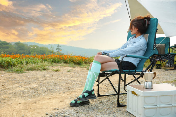 English Elm Camping Director Chair with Side Table, Cup Holder & Mesh Back, Heavy-Duty Folding Seat for Outdoor Events Blue W640P224442