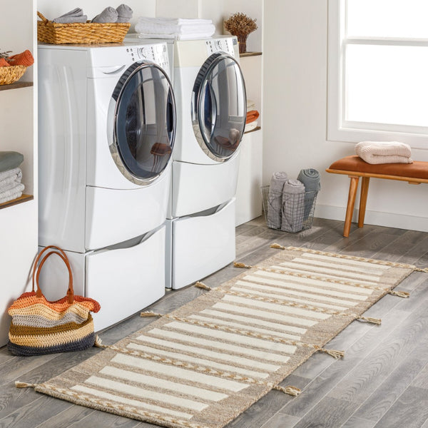 Surya Cherokee Handmade 2'6" X 8' High Pile Wool Rug - Global Inspired Elegance For Eclectic Home Décor Tan Wool Chk2307-268